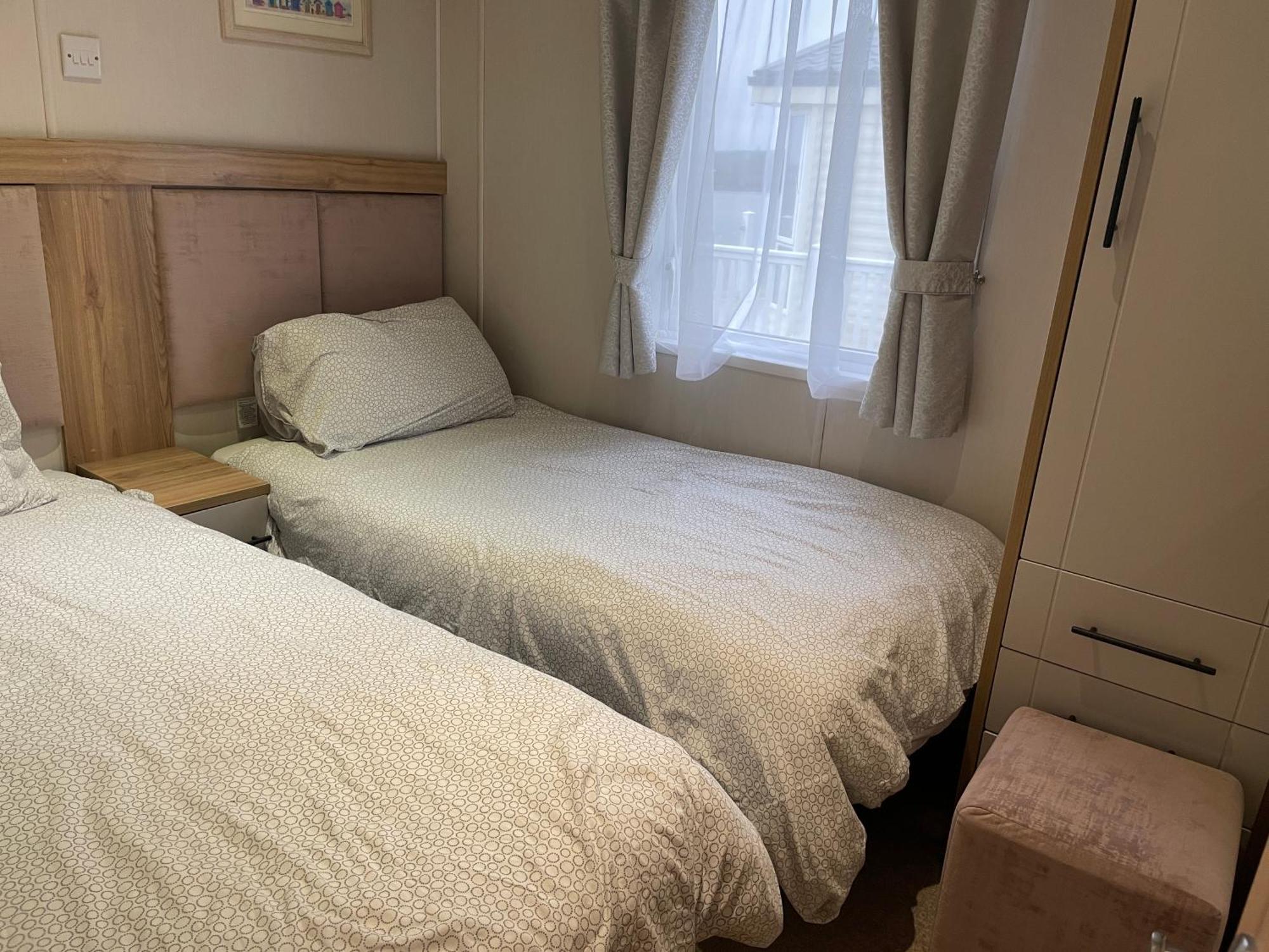 Rockley Park Private Holiday Homes Пул Экстерьер фото